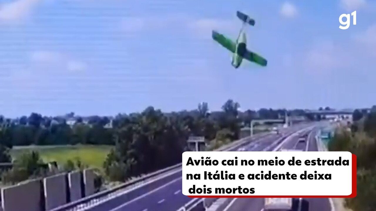 Acidente aéreo deixa 2 mortos na Itália; VÍDEO mostra ultraleve caindo no meio de estrada