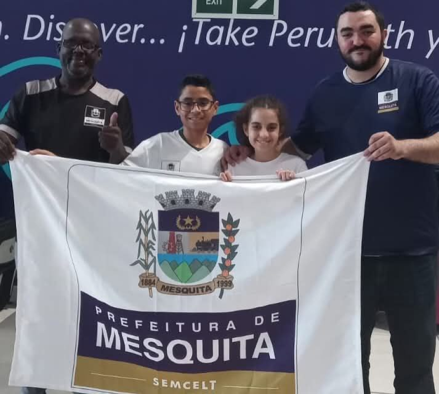 Mesquita brilha no esporte com título estadual no futsal e estreia internacional no xadrez