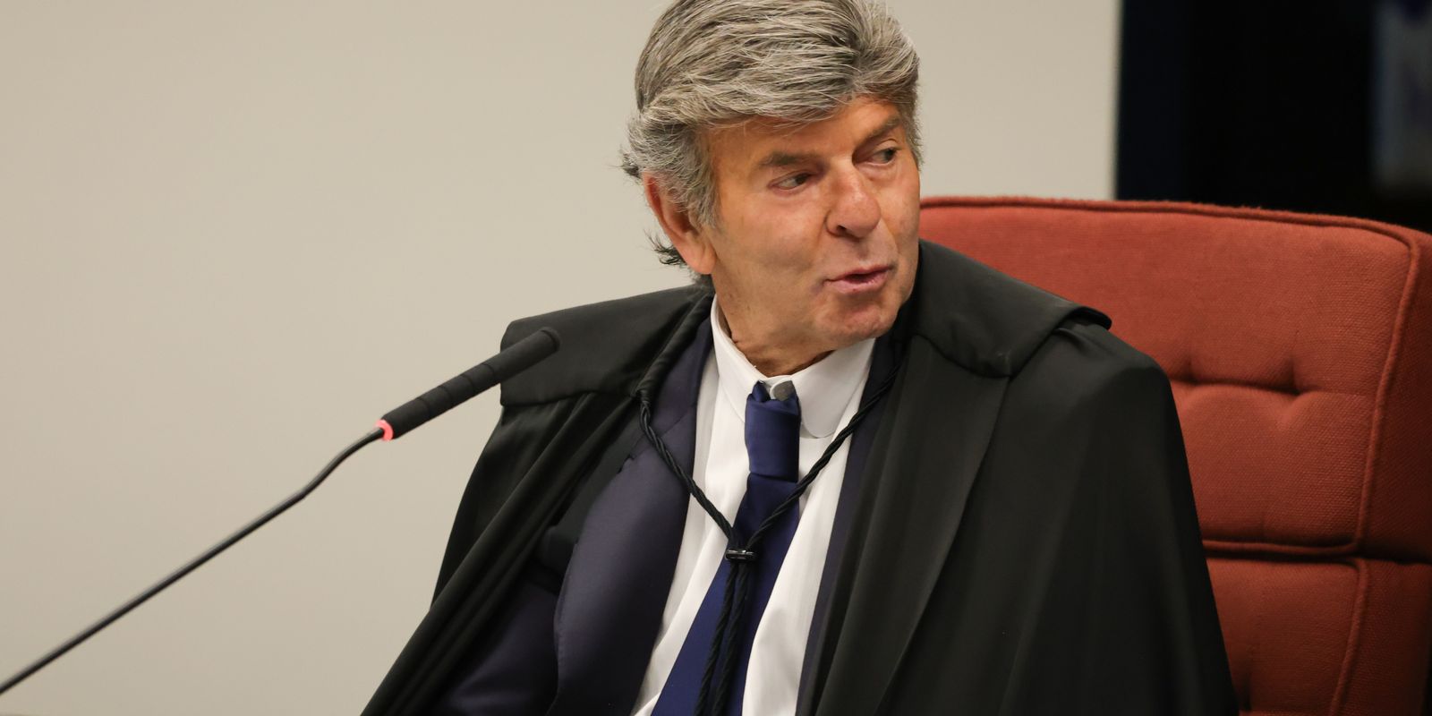 Fux absolve Bolsonaro dos cinco crimes da trama golpista